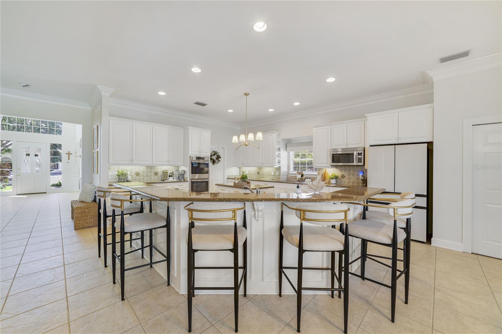 Image 10 of 54 For 1741 Edgewater Drive