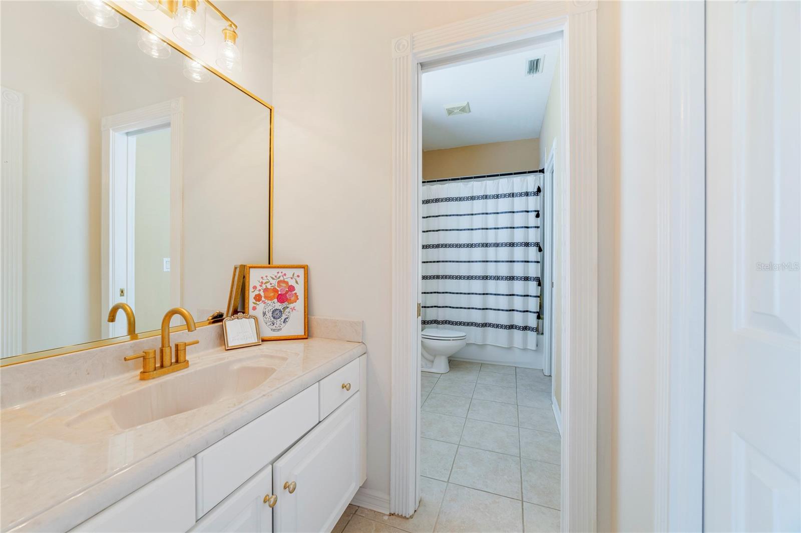 Image 41 of 54 For 1741 Edgewater Drive