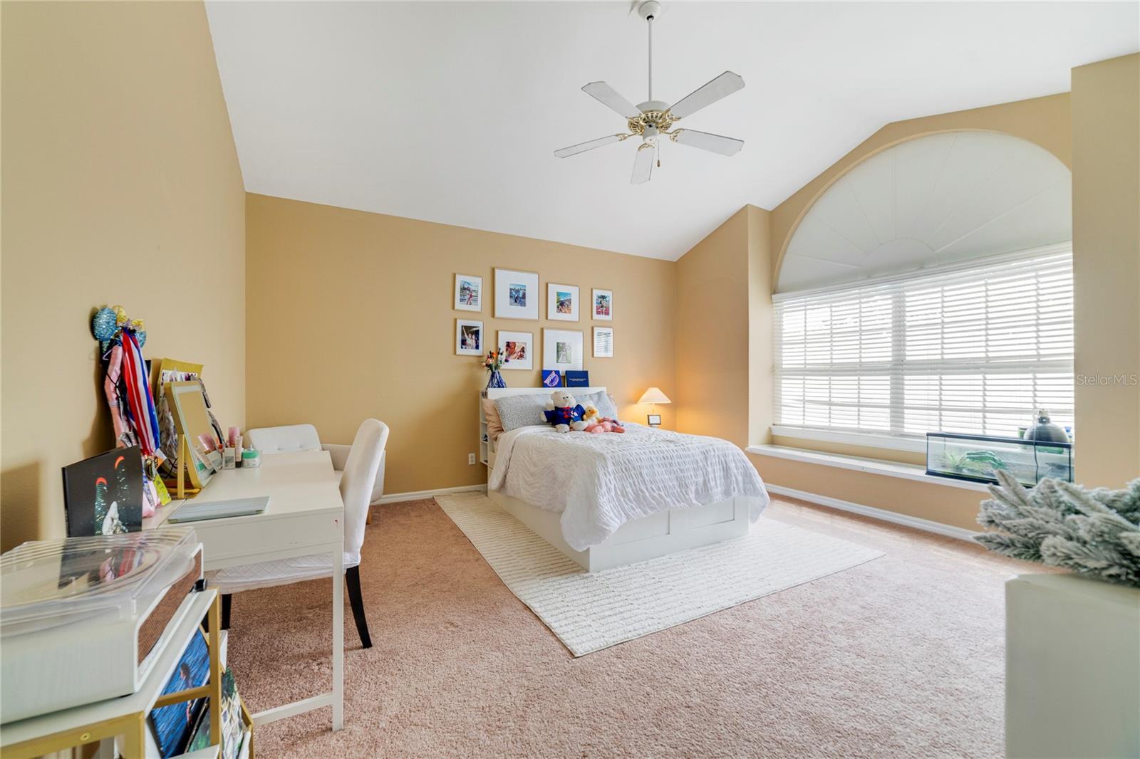 Image 43 of 54 For 1741 Edgewater Drive