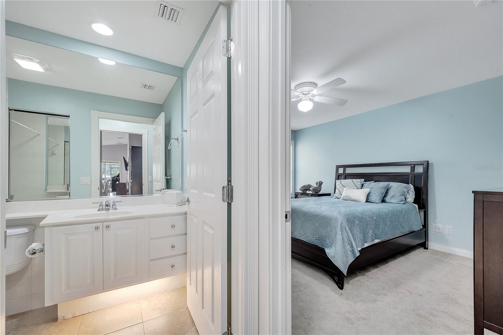 Image 15 of 61 For 11854 Delfina Lane