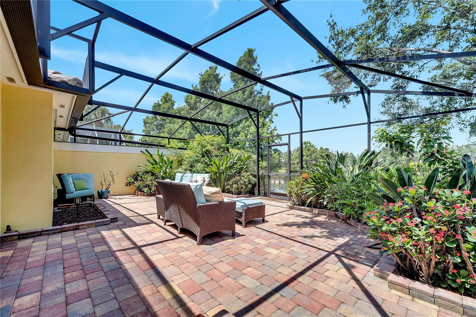Image 29 of 61 For 11854 Delfina Lane