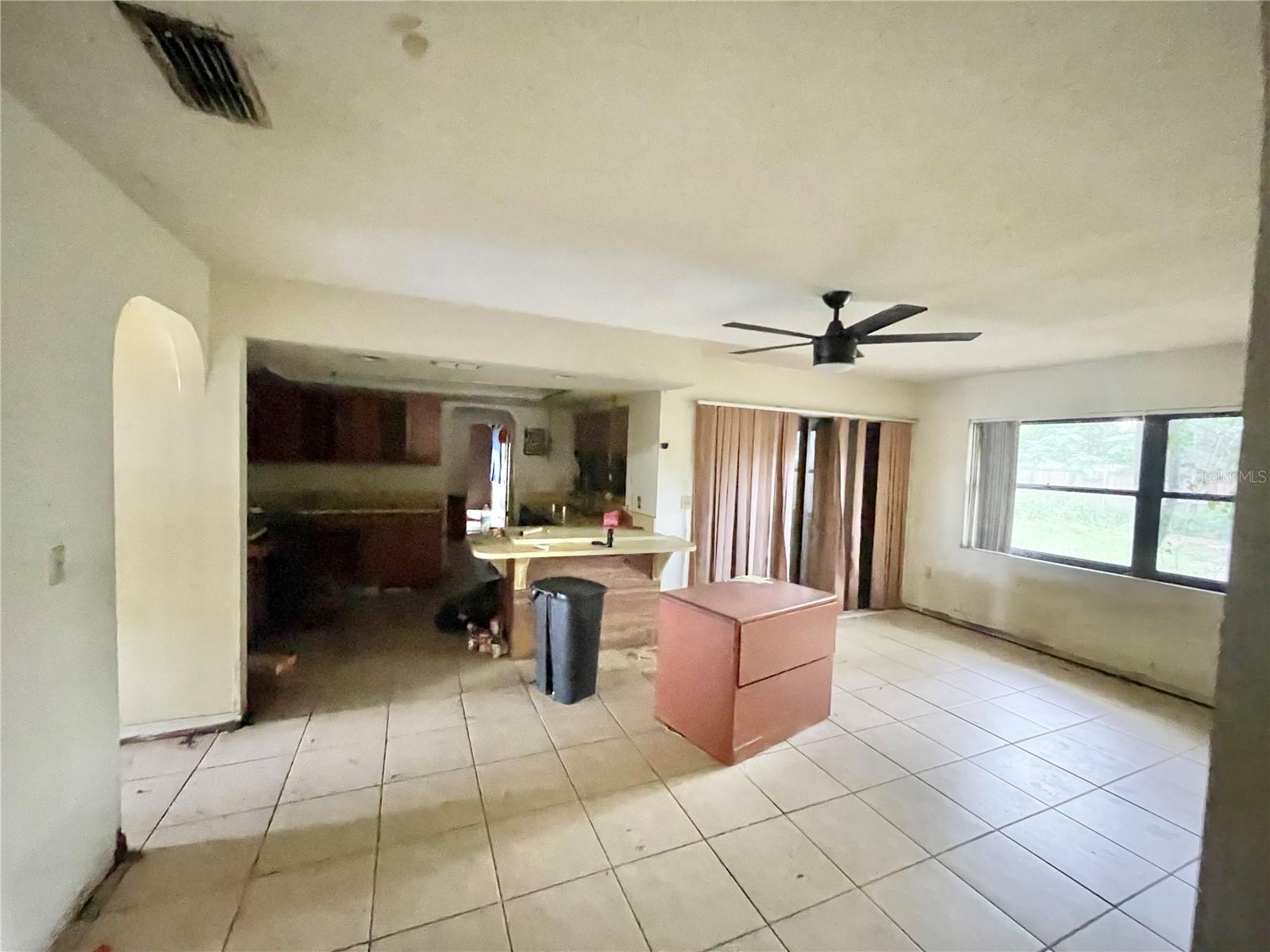 Image 12 of 27 For 3820 Urbino Street