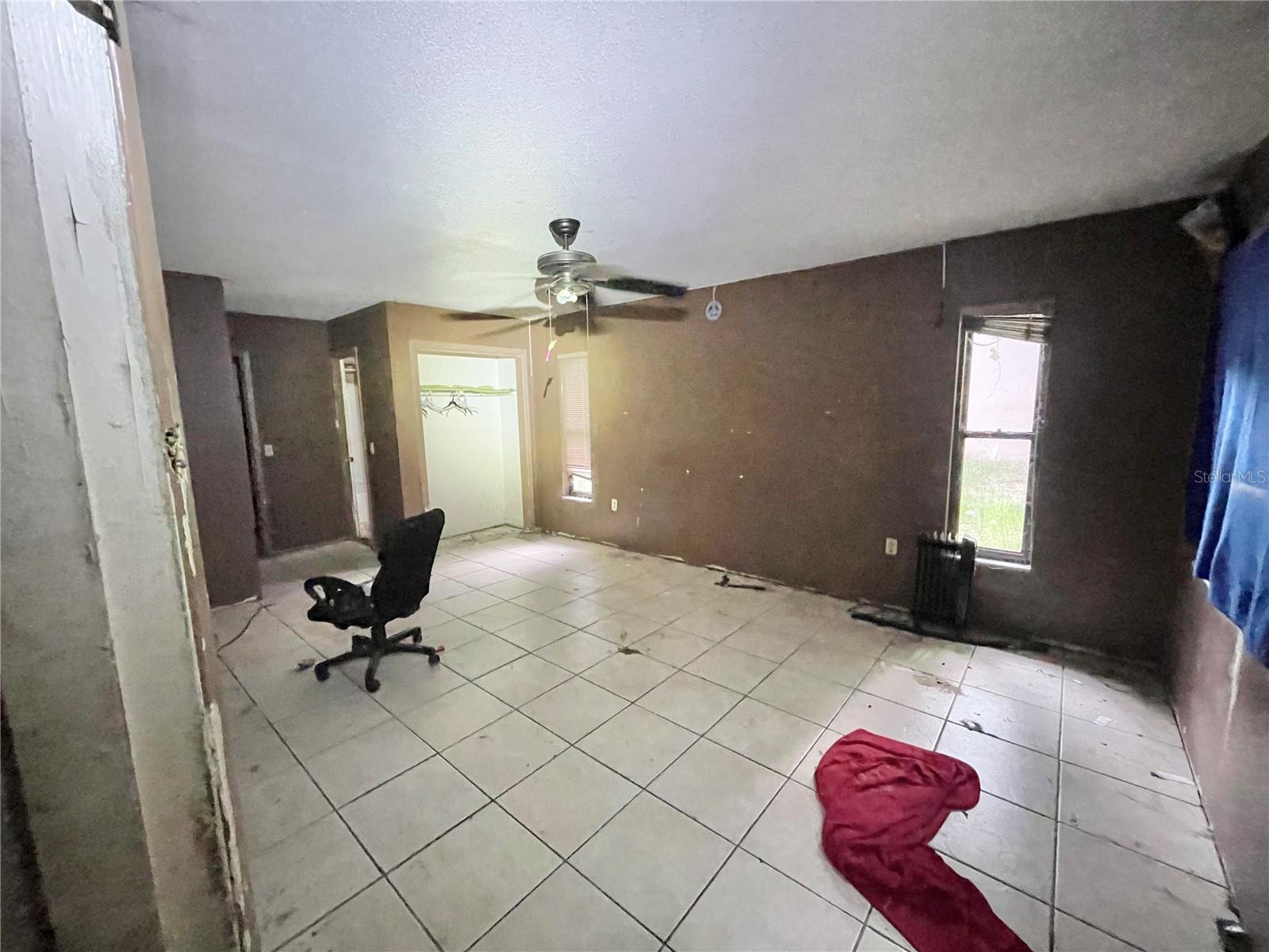 Image 17 of 27 For 3820 Urbino Street