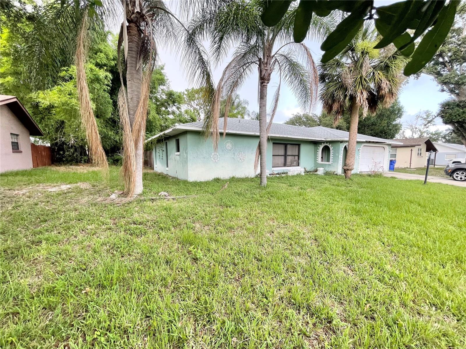 Image 4 of 27 For 3820 Urbino Street