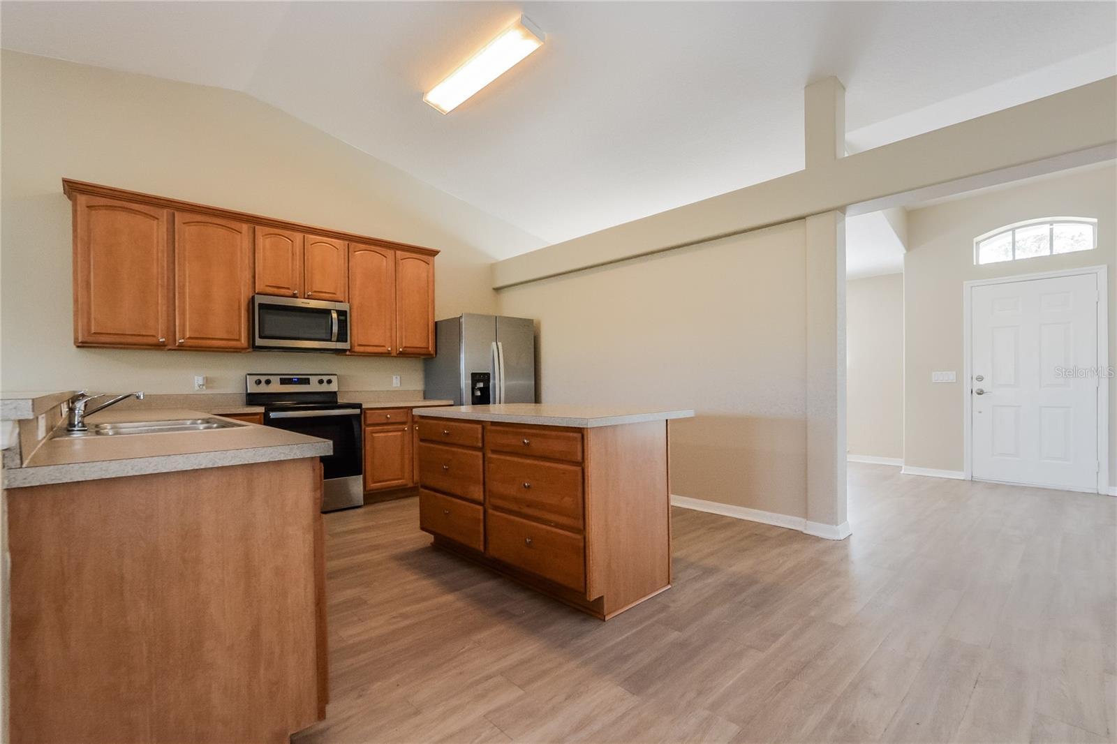 Image 3 of 15 For 1803 Ironwood Way
