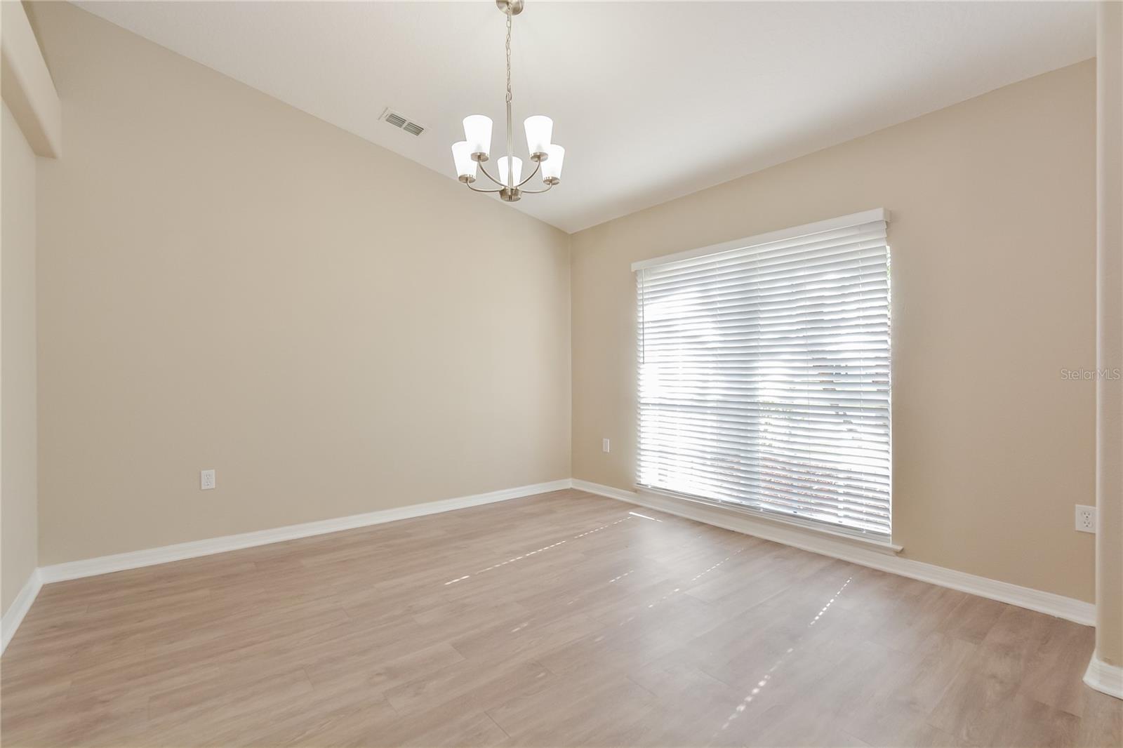 Image 5 of 15 For 1803 Ironwood Way