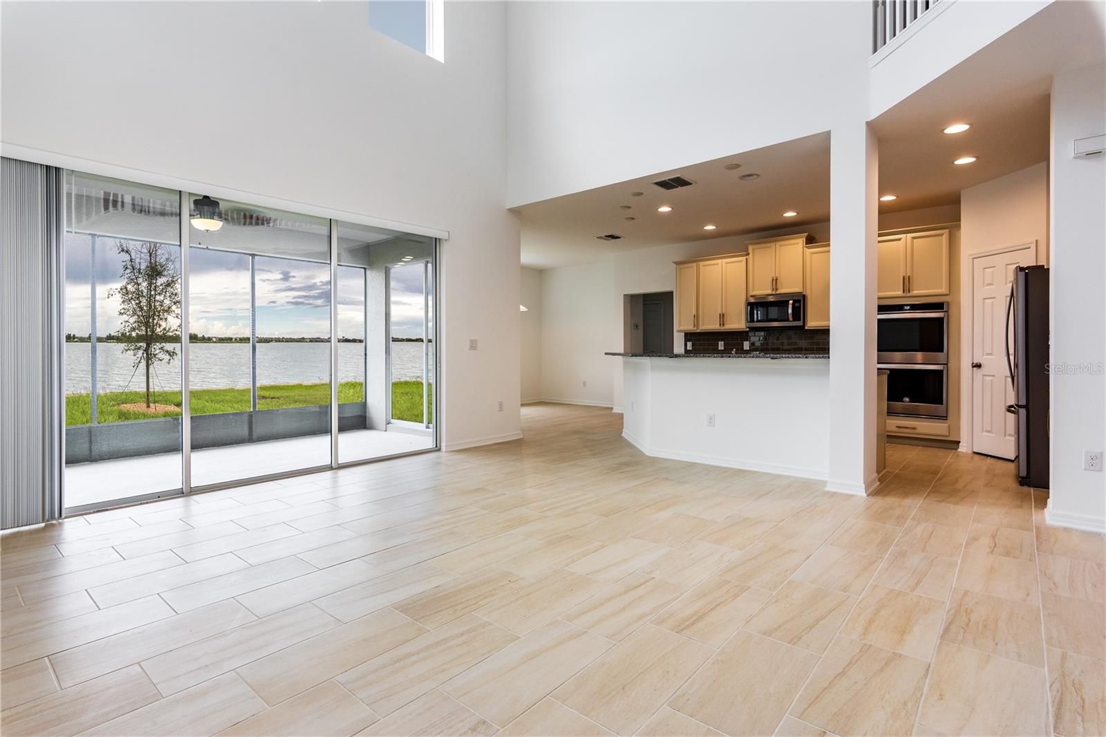 Image 12 of 50 For 401 Blue Cypress Drive