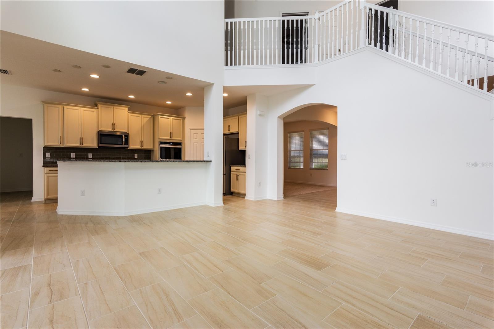 Image 13 of 50 For 401 Blue Cypress Drive
