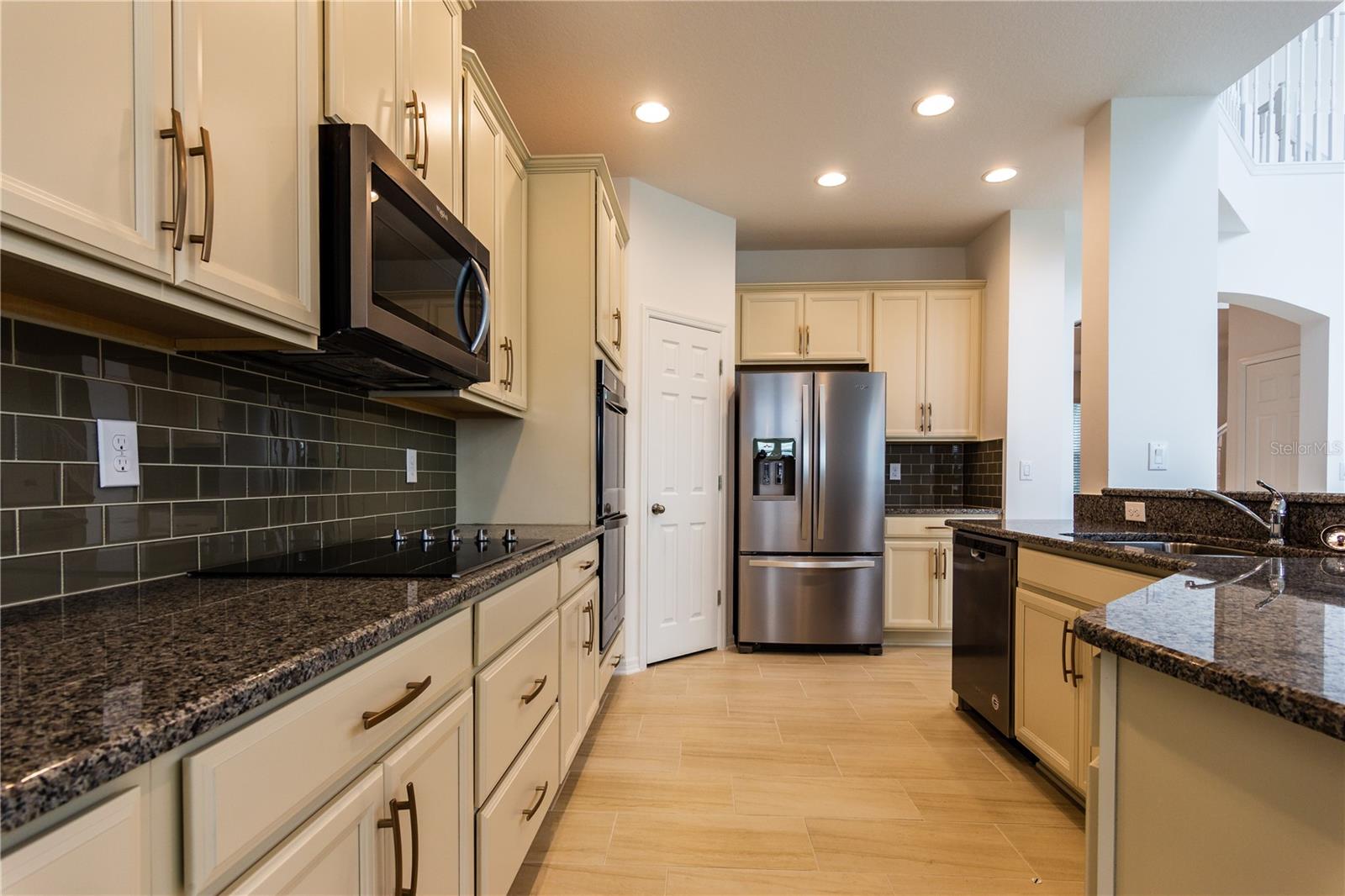 Image 14 of 50 For 401 Blue Cypress Drive