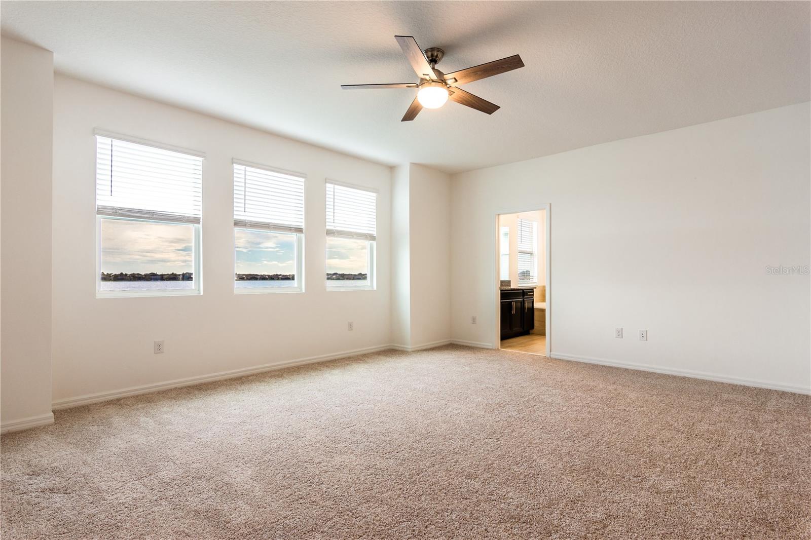 Image 36 of 50 For 401 Blue Cypress Drive