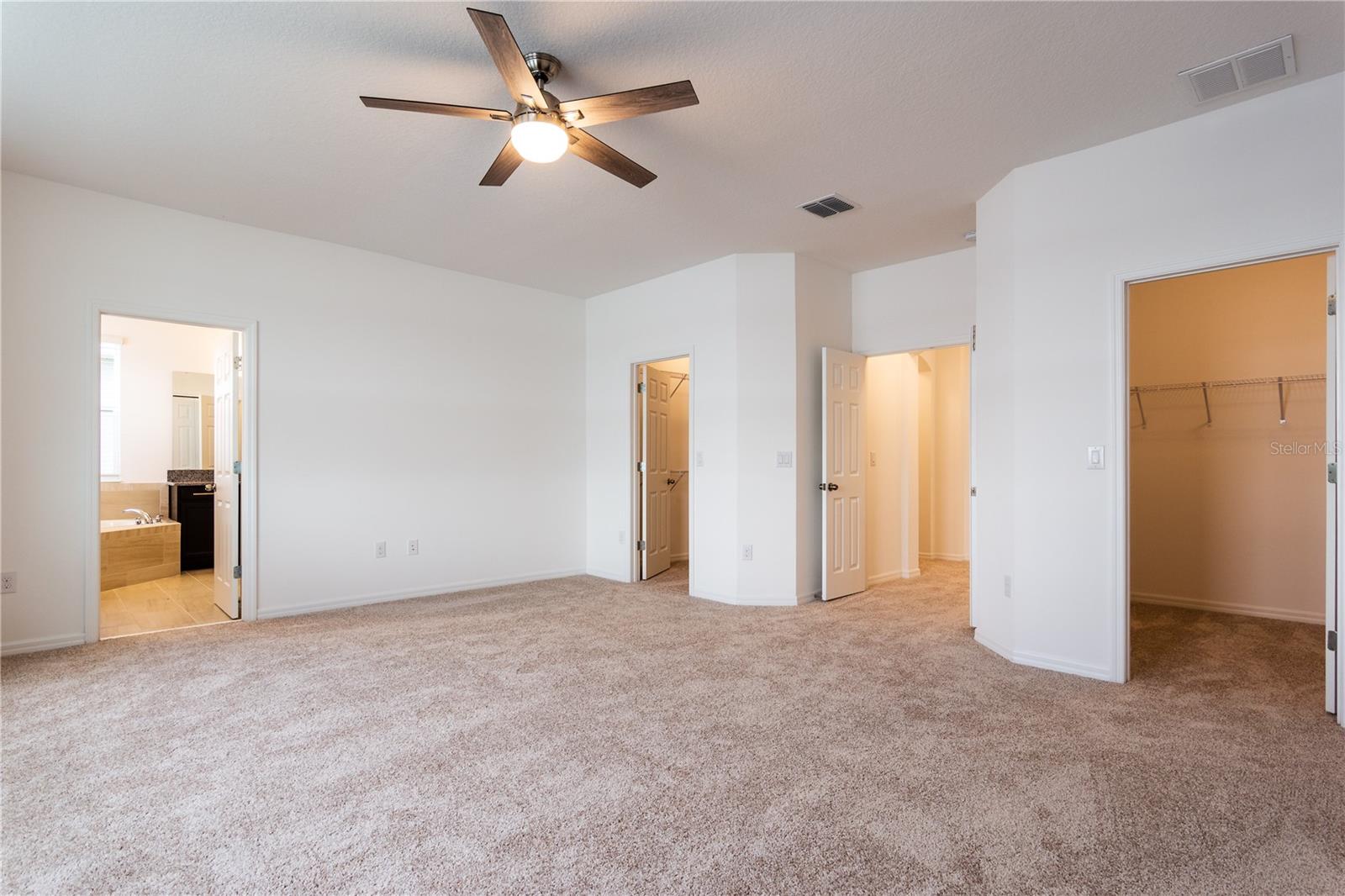 Image 38 of 50 For 401 Blue Cypress Drive