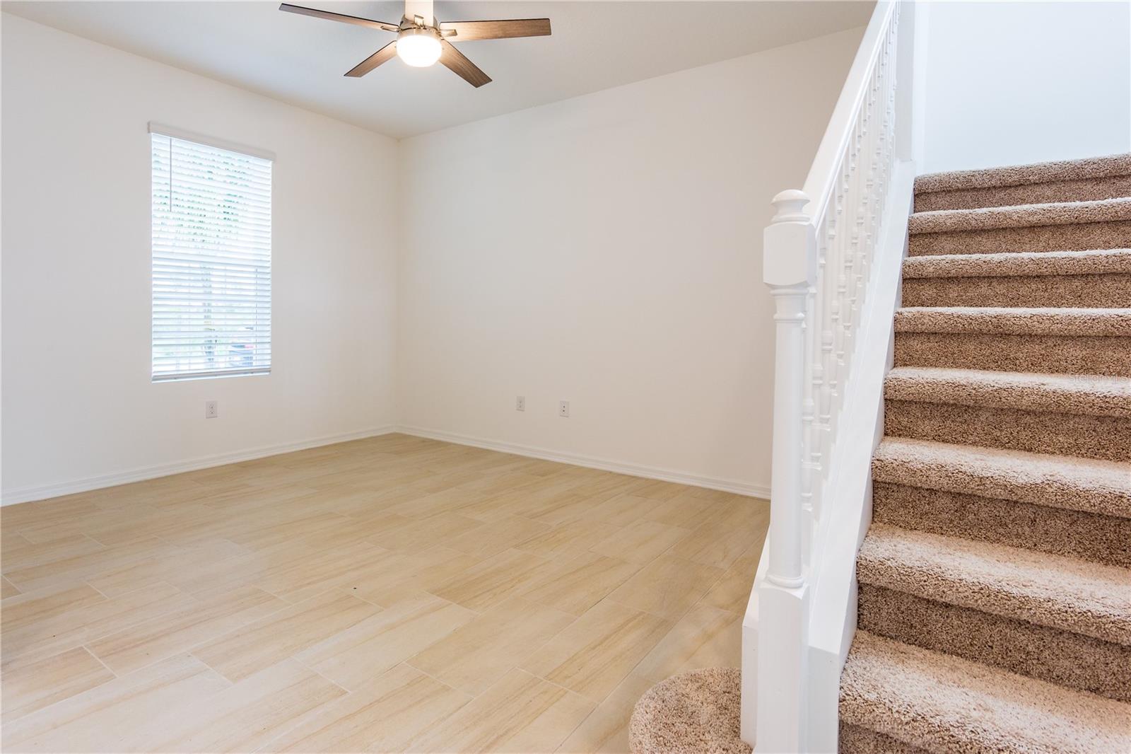 Image 9 of 50 For 401 Blue Cypress Drive