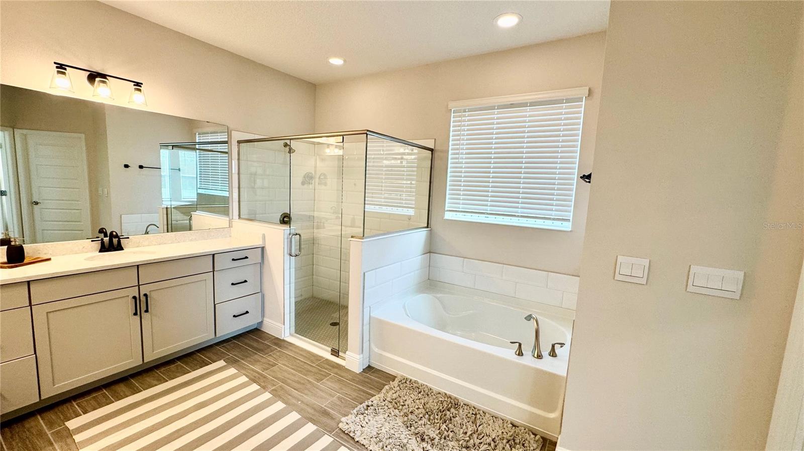 Image 26 of 49 For 12533 Charmed Drive