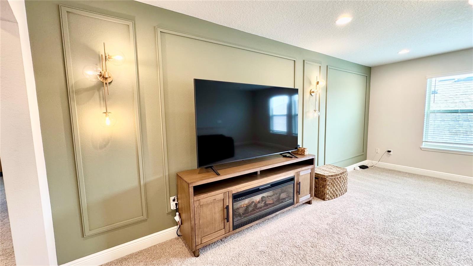 Image 32 of 49 For 12533 Charmed Drive