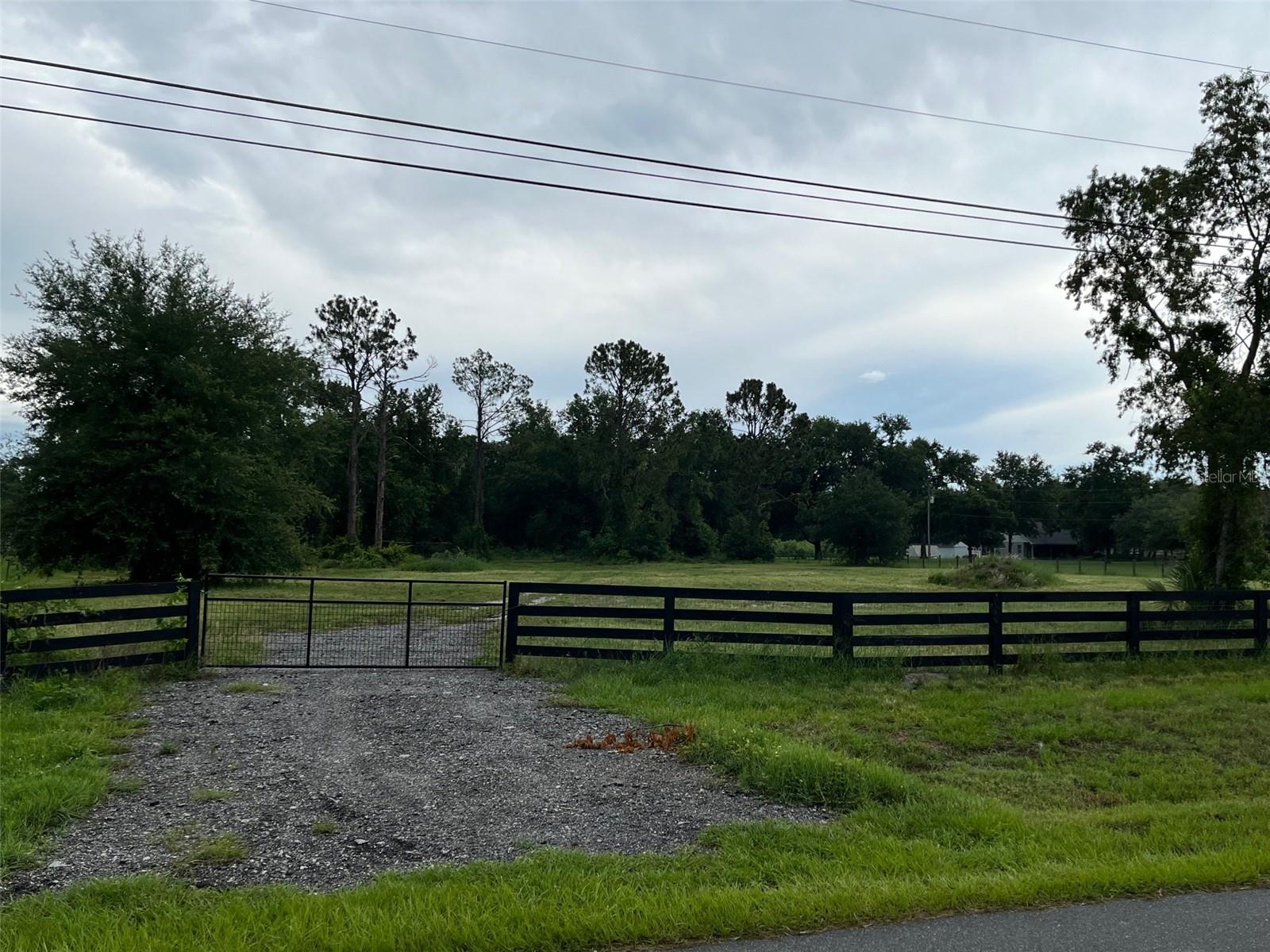 Details for 14901 Lenze Drive, TAVARES, FL 32778