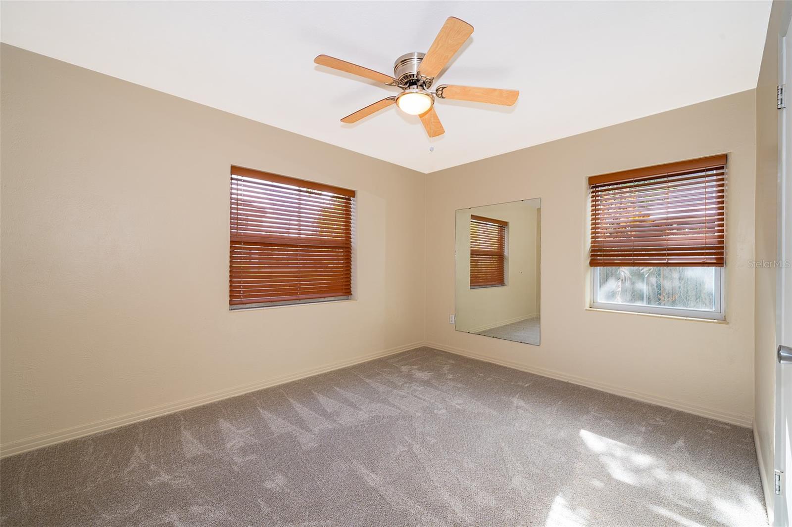 Image 10 of 21 For 2918 Central Boulevard