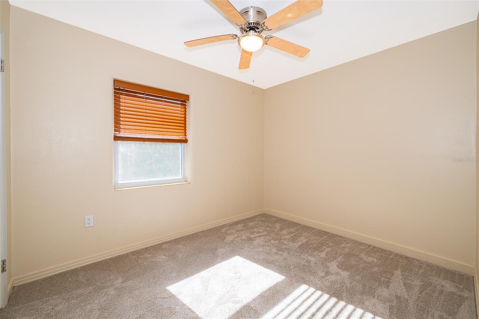 Image 12 of 21 For 2918 Central Boulevard