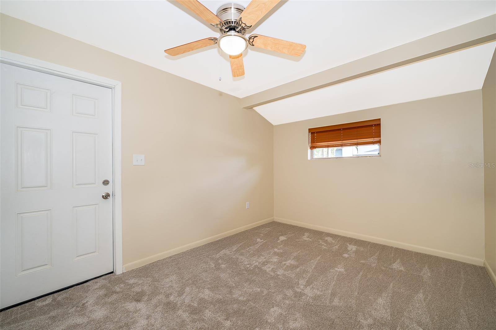 Image 16 of 21 For 2918 Central Boulevard