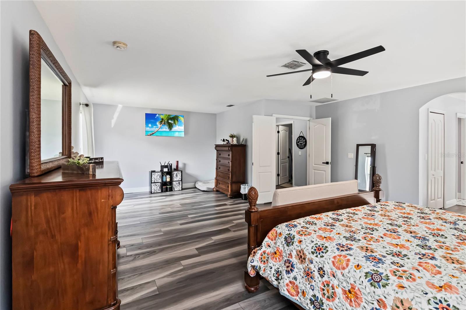 Image 17 of 35 For 9067 Stonebury Way
