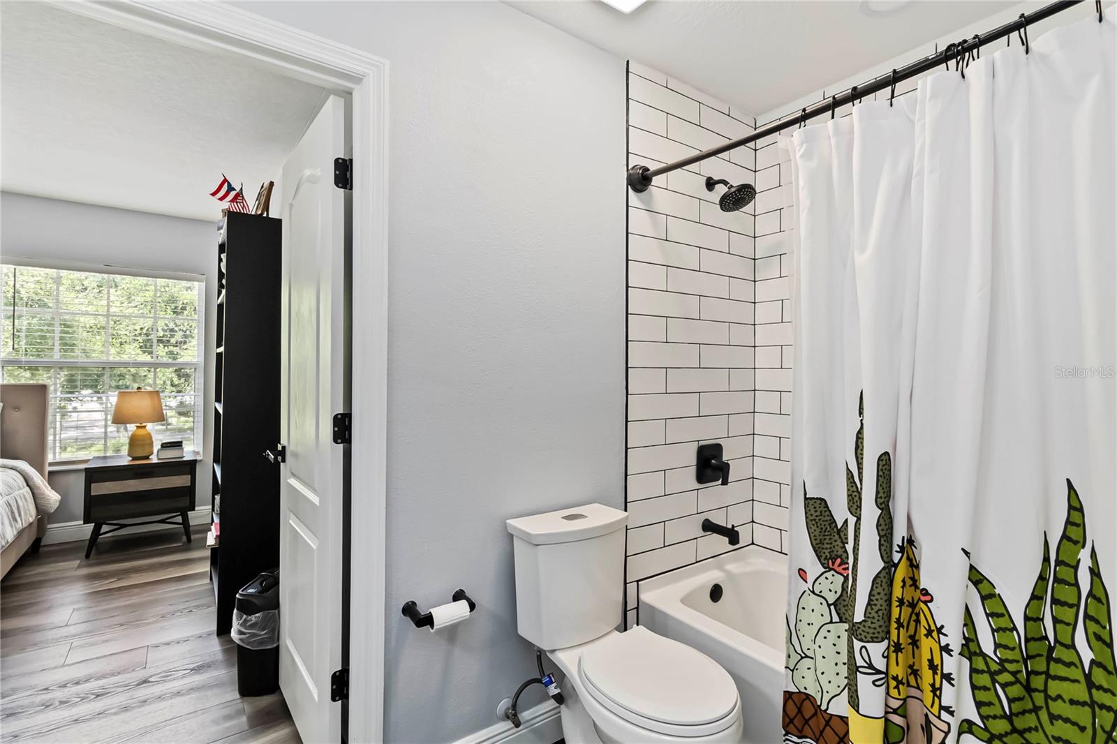 Image 22 of 35 For 9067 Stonebury Way