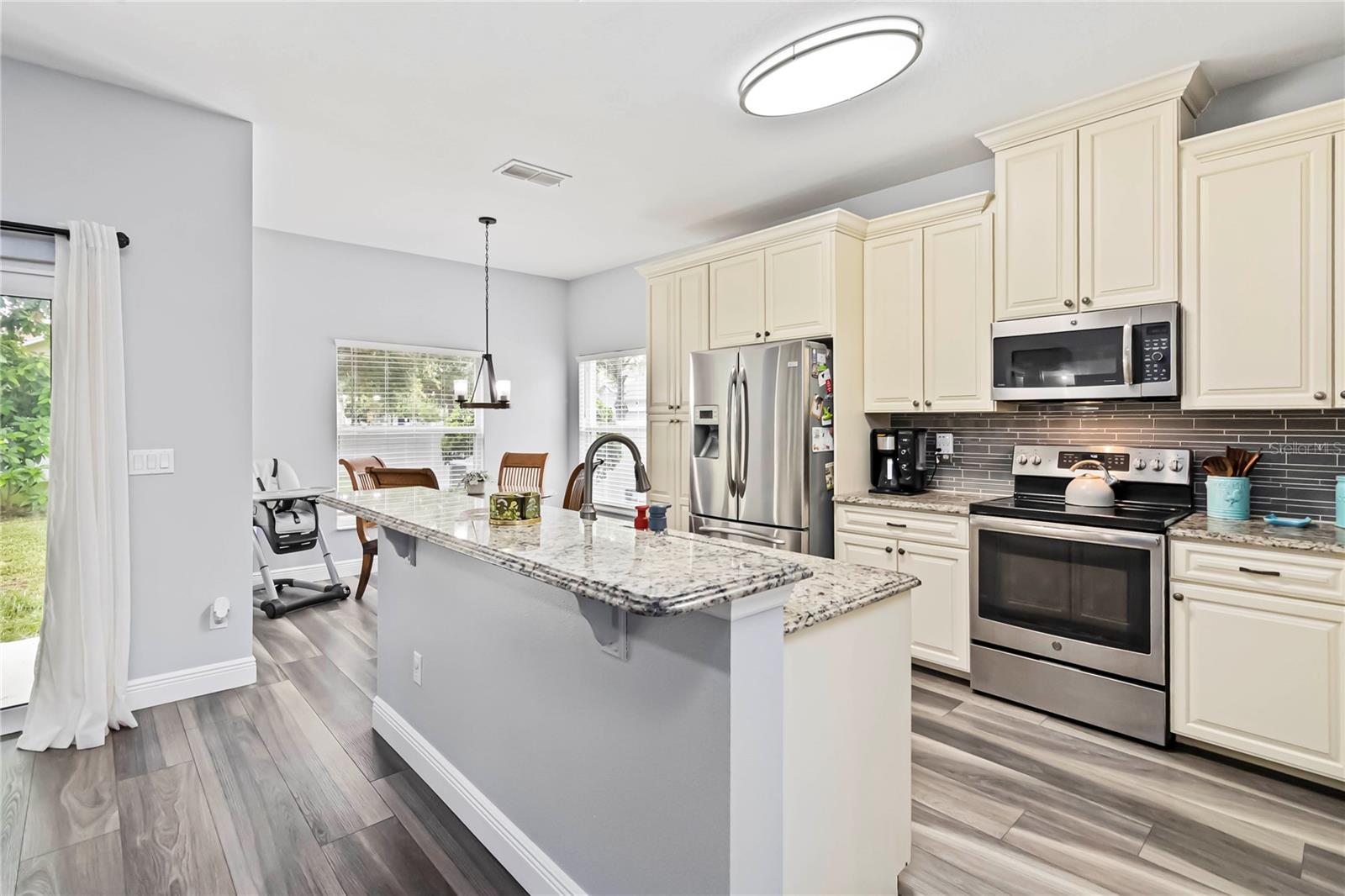 Image 6 of 35 For 9067 Stonebury Way