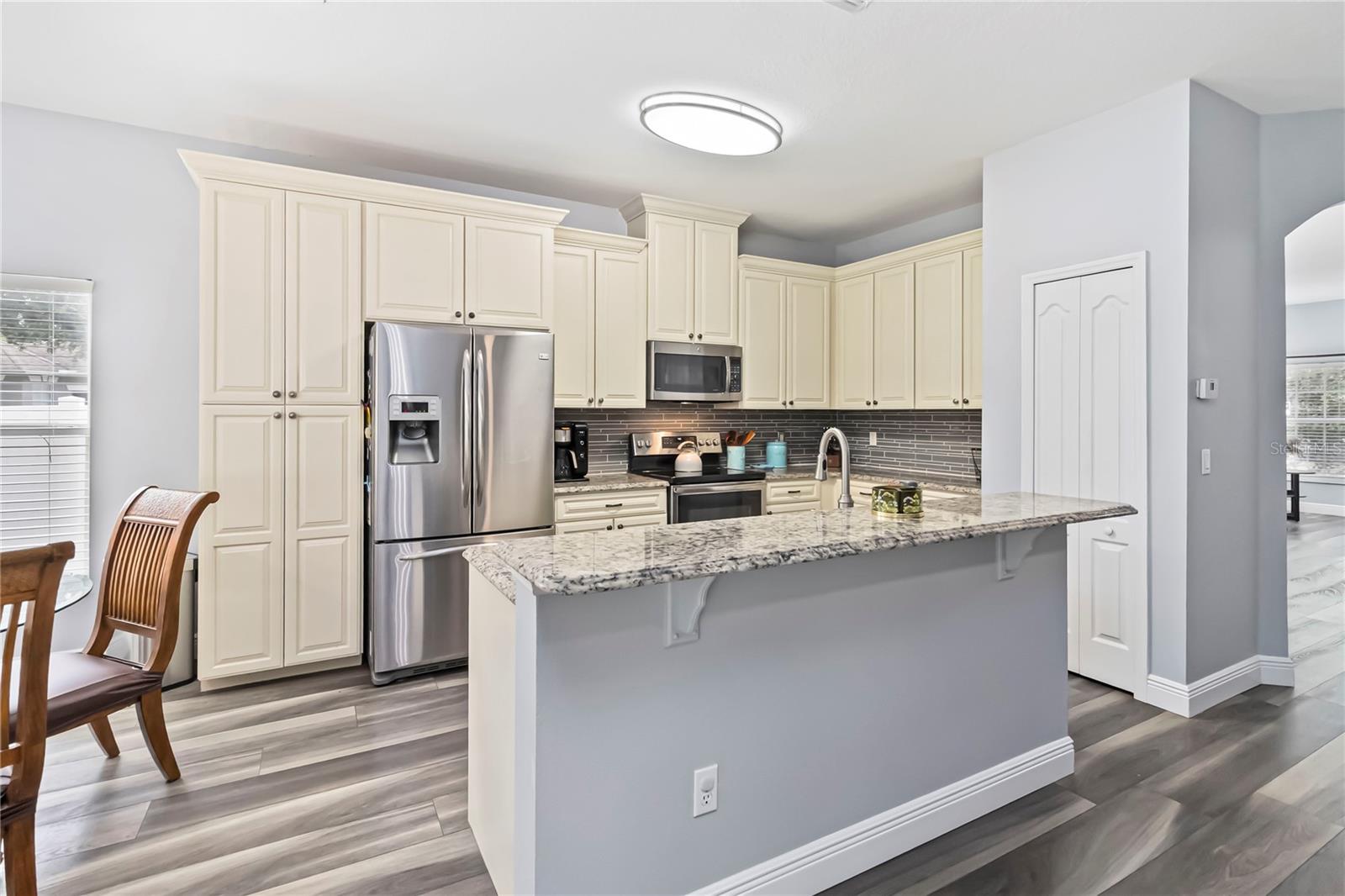 Image 7 of 35 For 9067 Stonebury Way