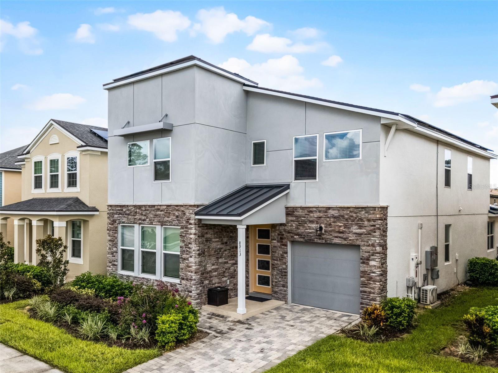 Image 2 of 39 For 8913 Coconut Breeze Drive