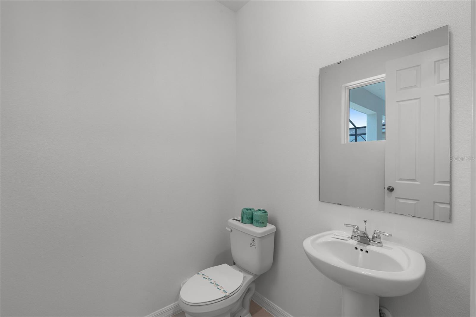 Image 29 of 39 For 8913 Coconut Breeze Drive