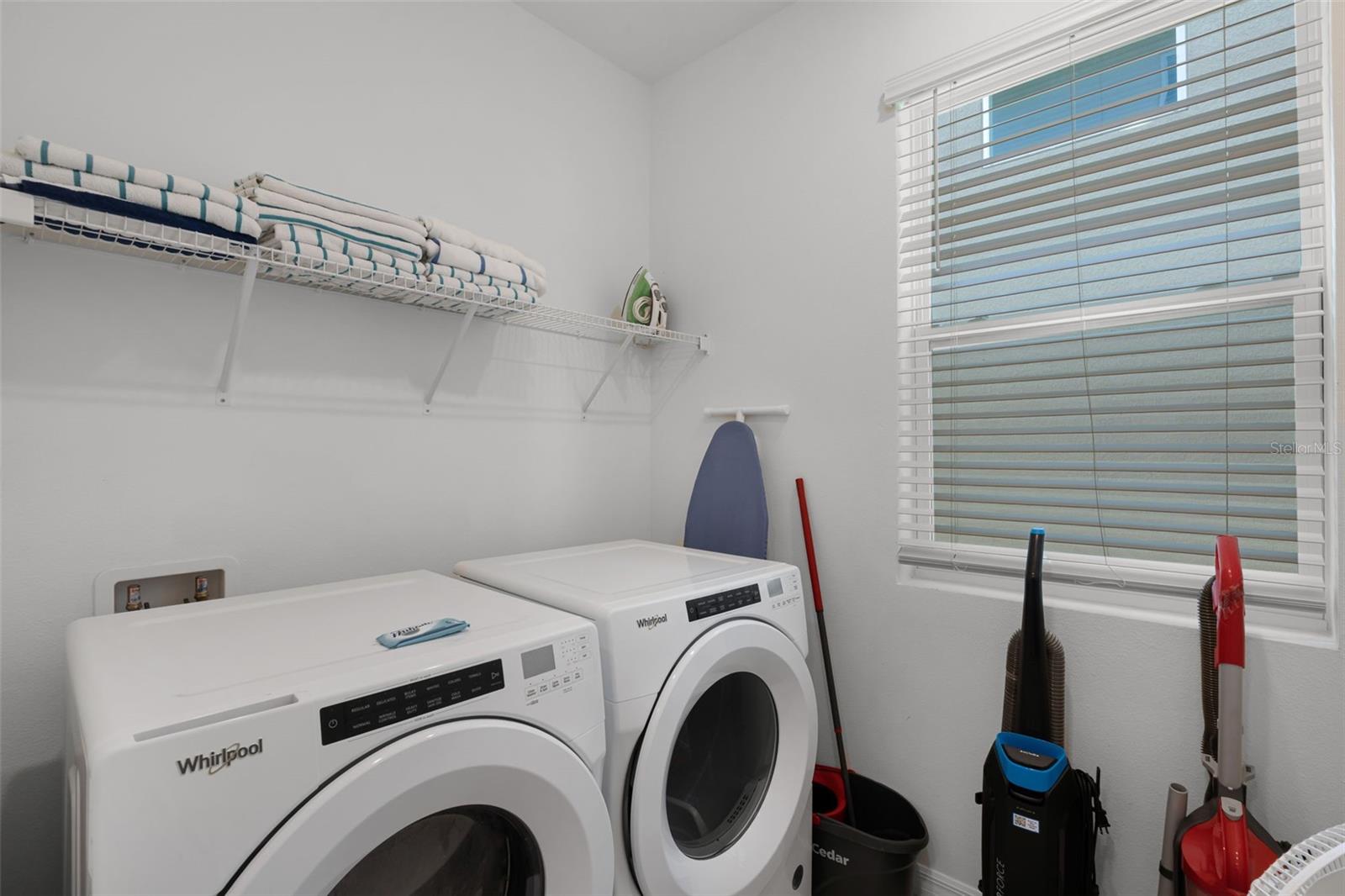 Image 30 of 39 For 8913 Coconut Breeze Drive