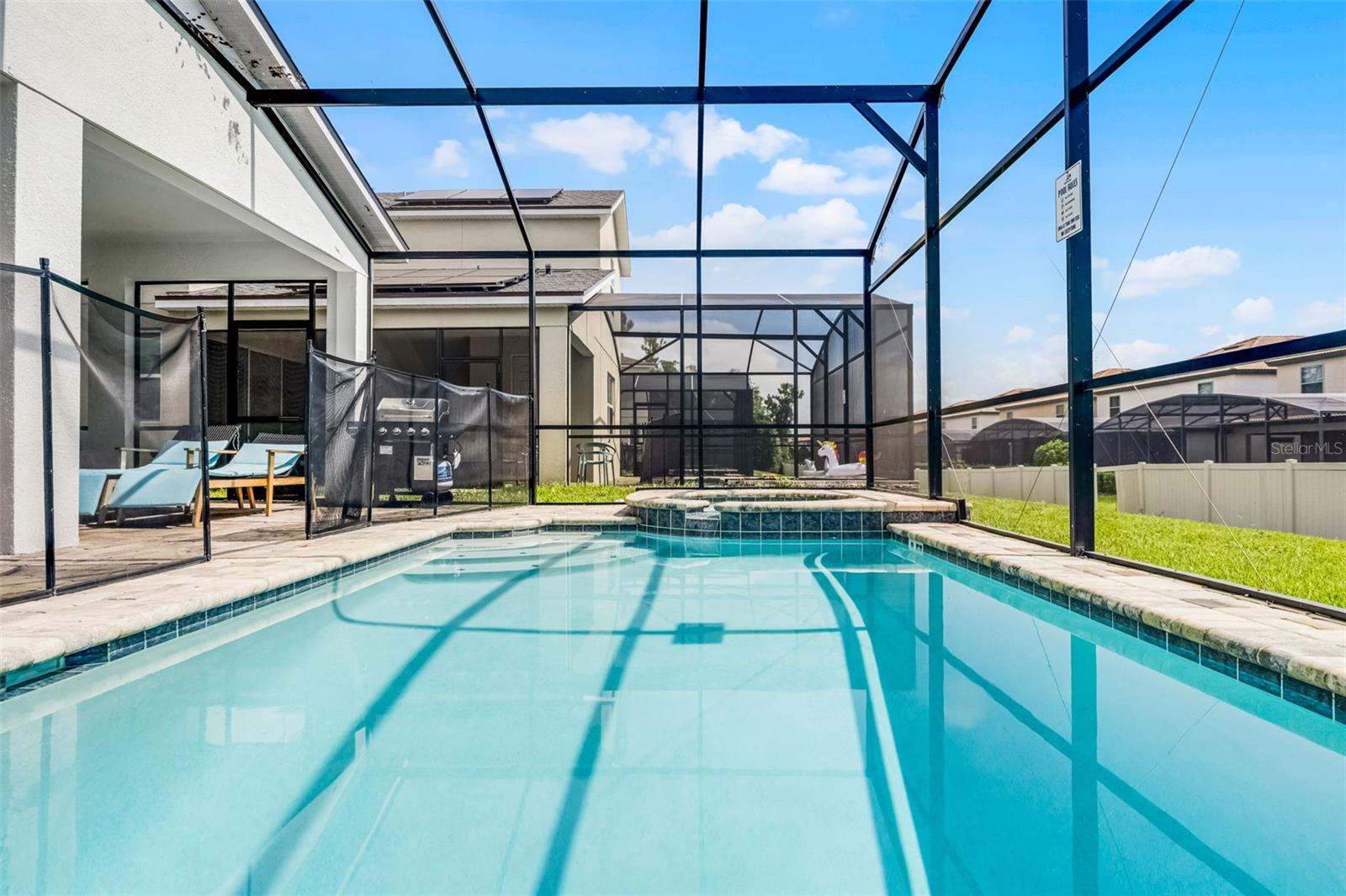 Image 33 of 39 For 8913 Coconut Breeze Drive