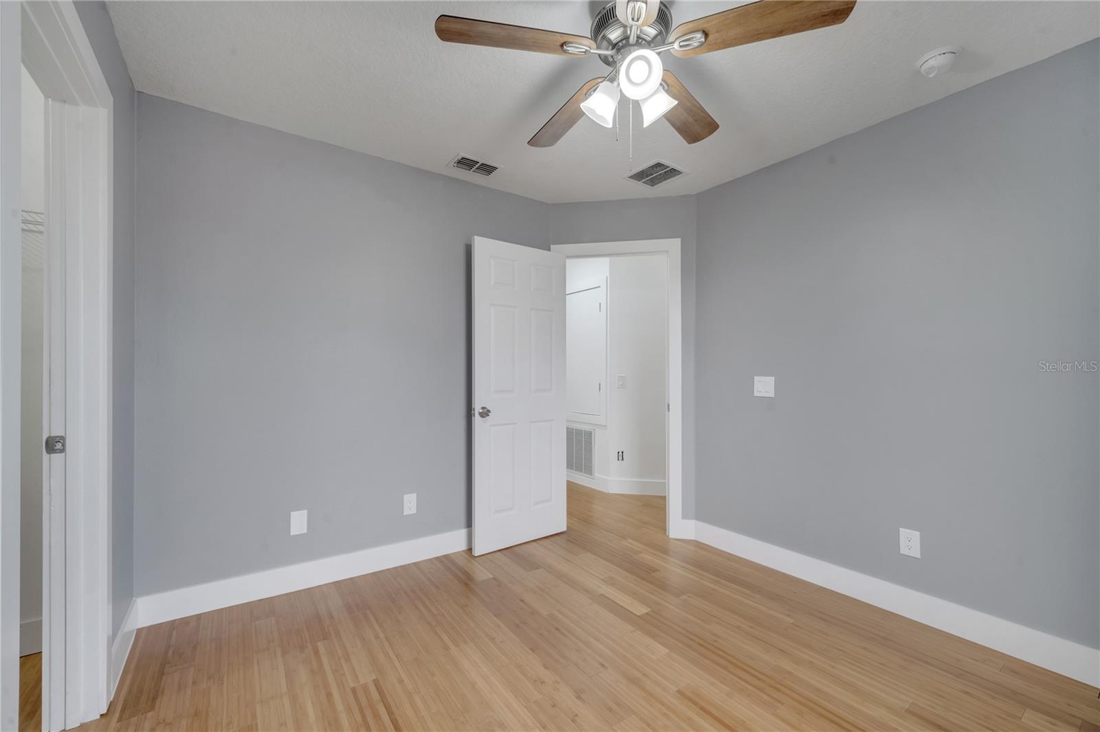 Image 52 of 71 For 2556 Volta Circle