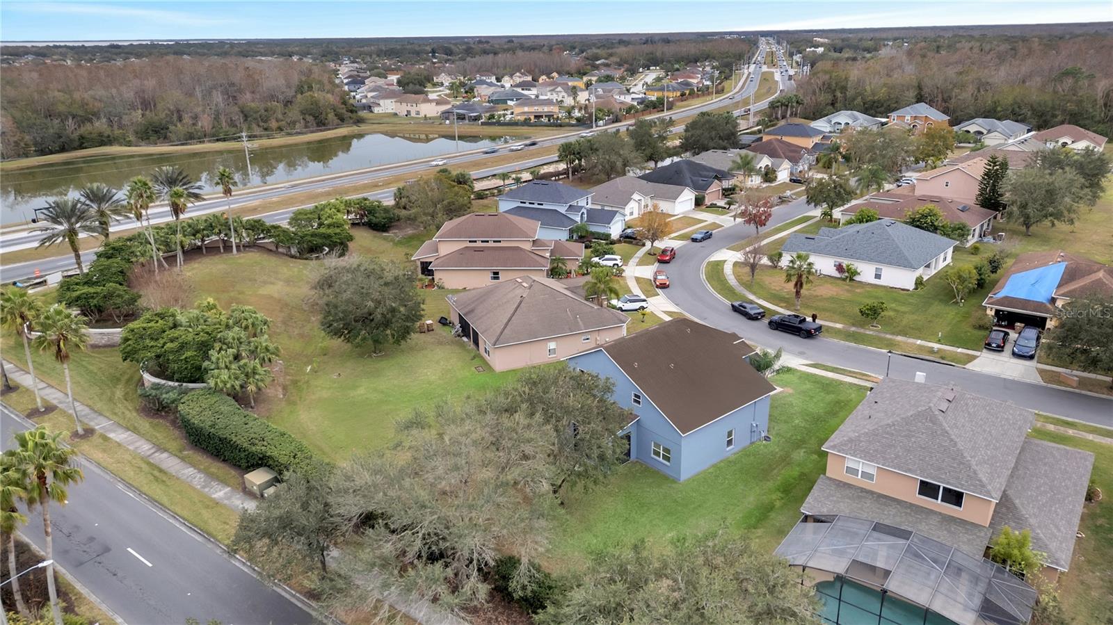 Image 7 of 71 For 2556 Volta Circle