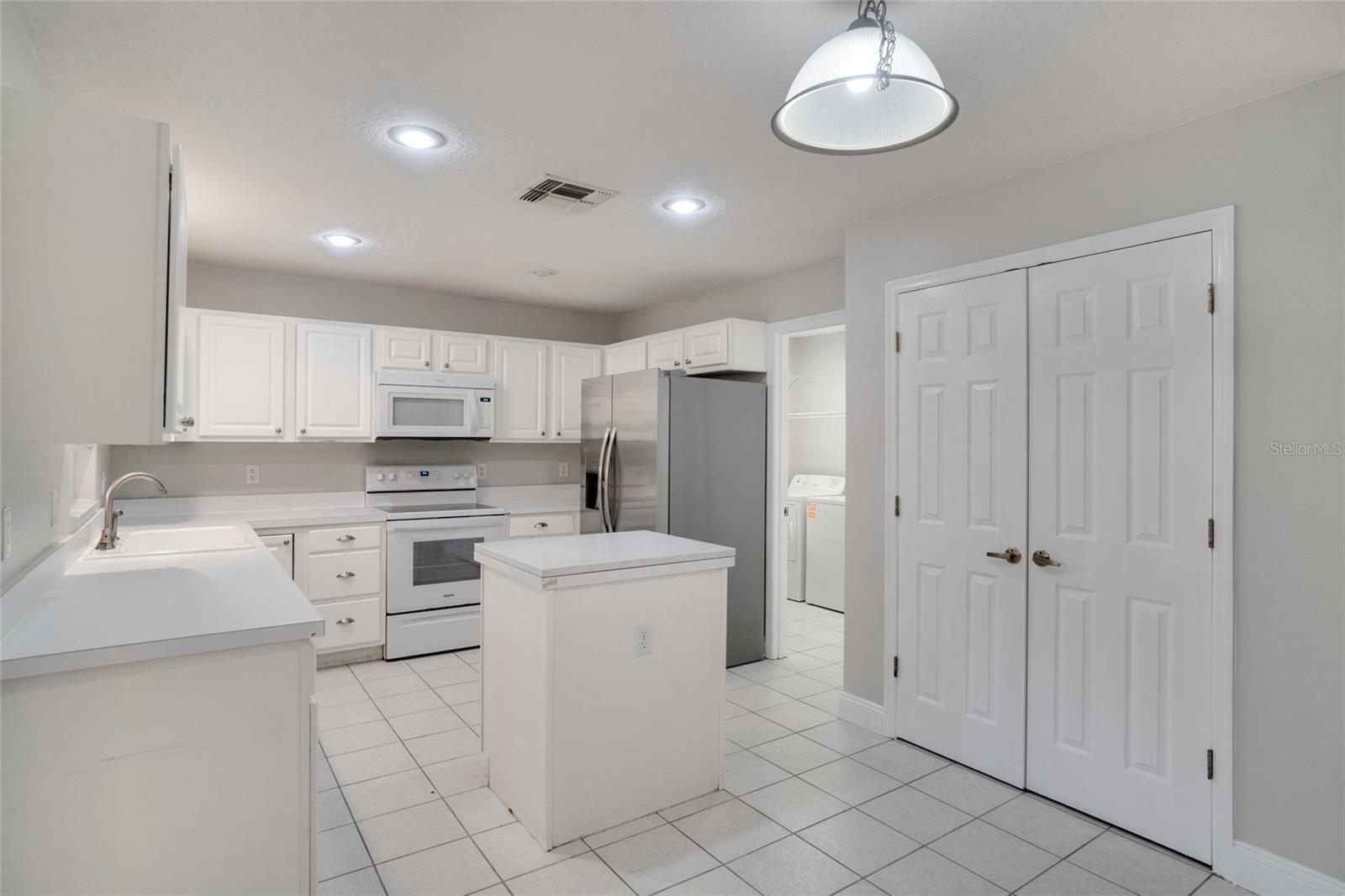 Image 11 of 41 For 3519 Gatlin Place Circle