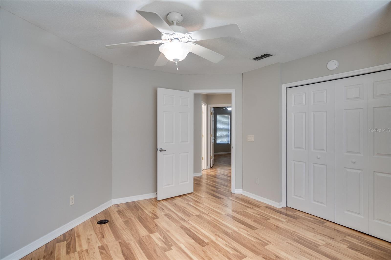 Image 21 of 41 For 3519 Gatlin Place Circle