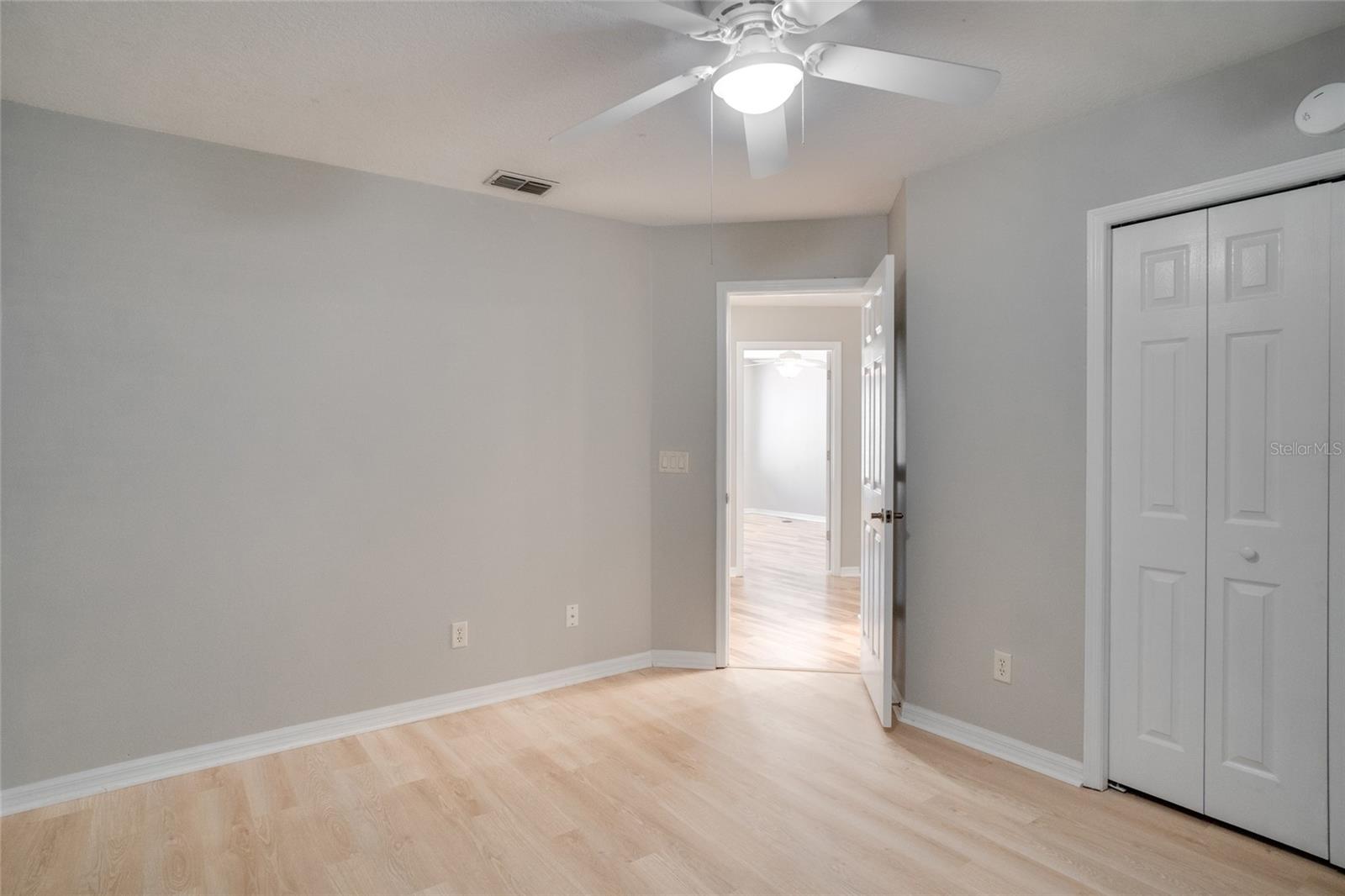 Image 25 of 41 For 3519 Gatlin Place Circle
