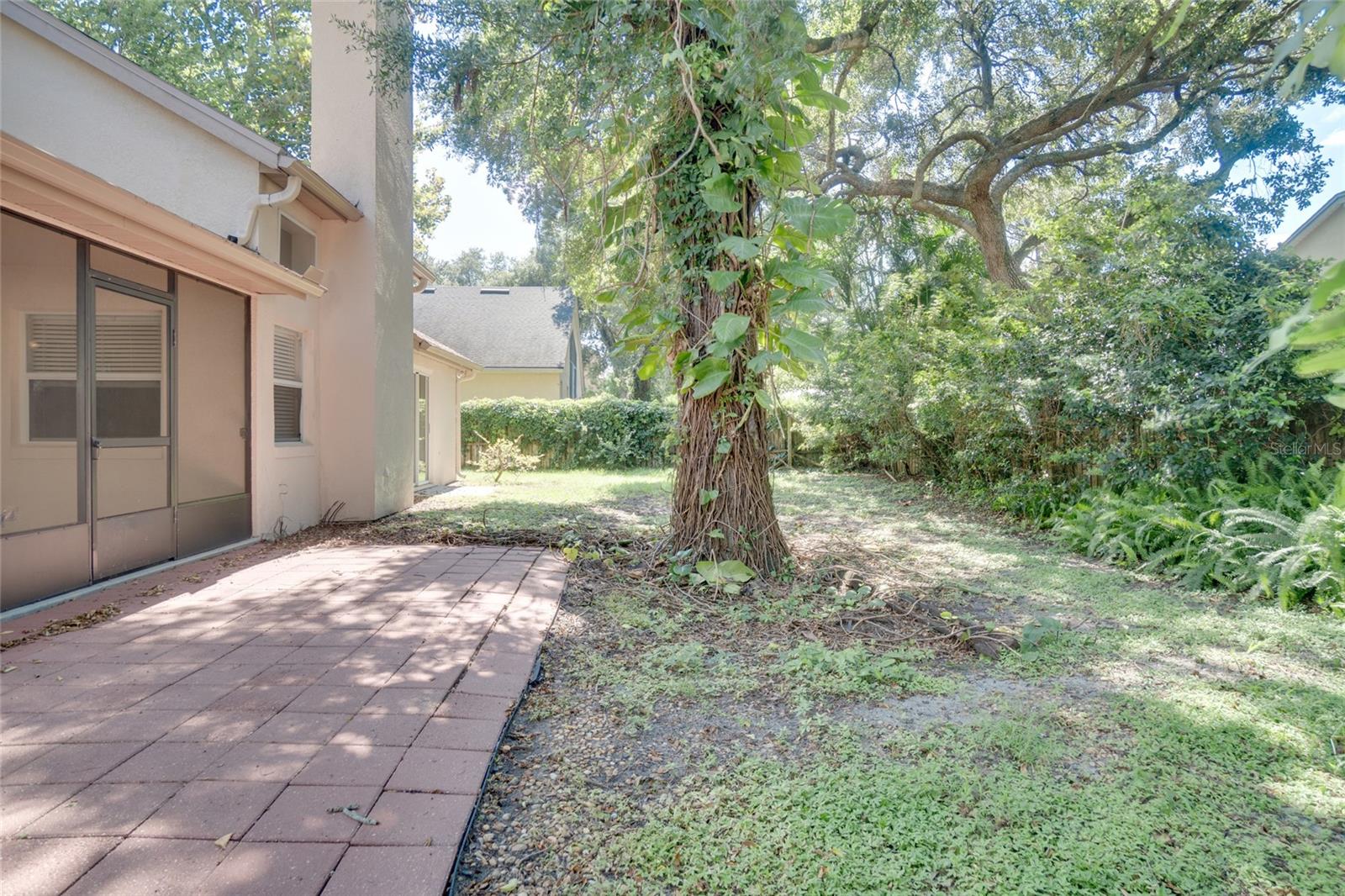 Image 32 of 41 For 3519 Gatlin Place Circle