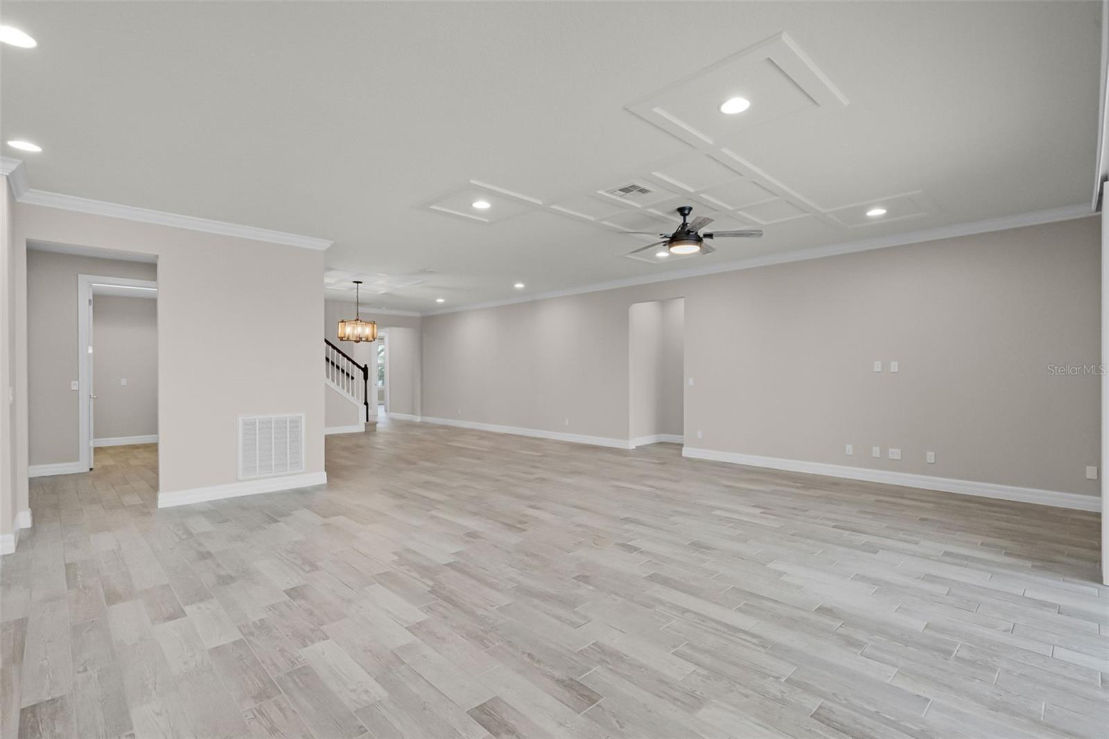 Image 23 of 70 For 5029 Hartwell Court
