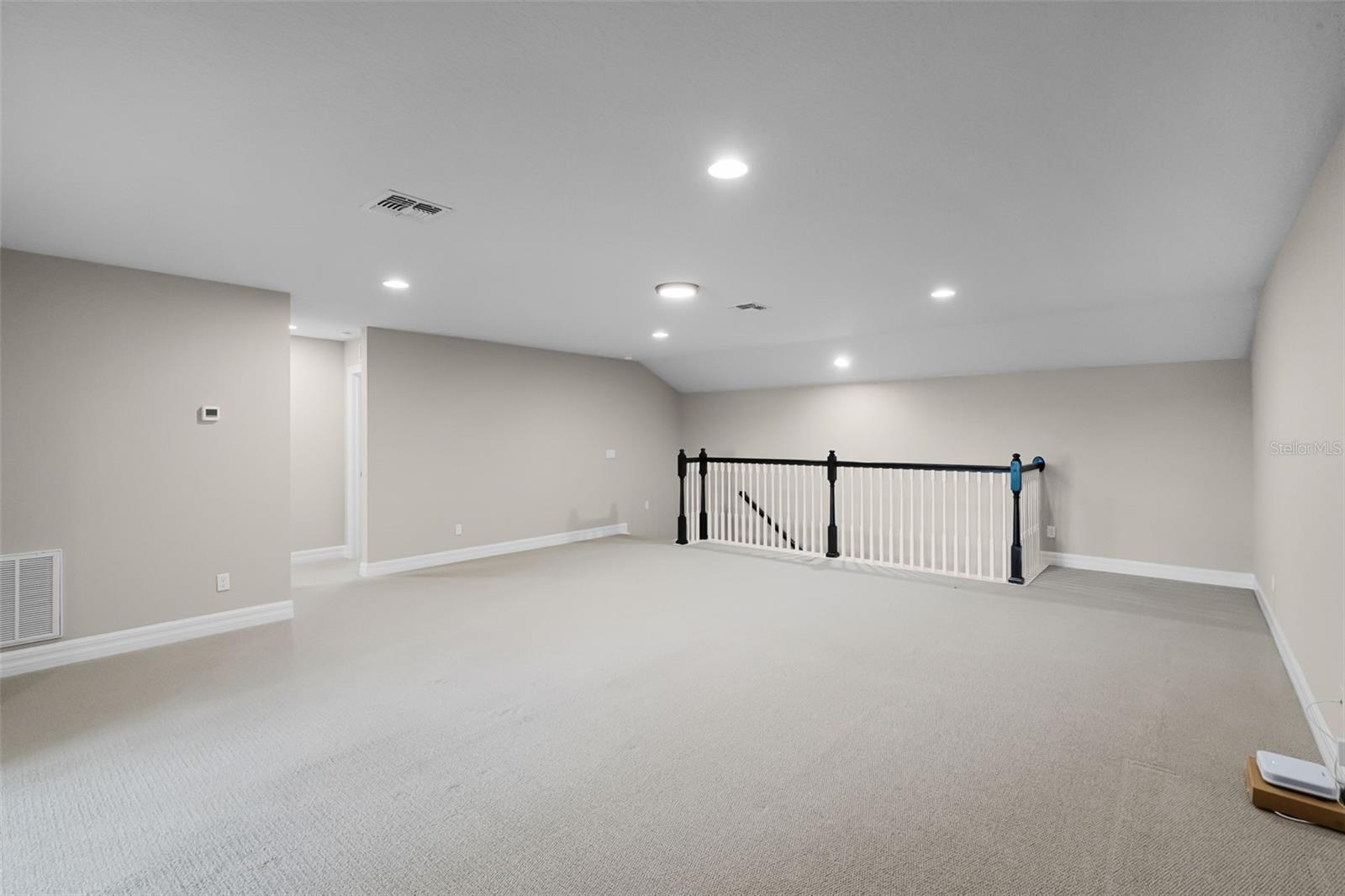 Image 38 of 70 For 5029 Hartwell Court