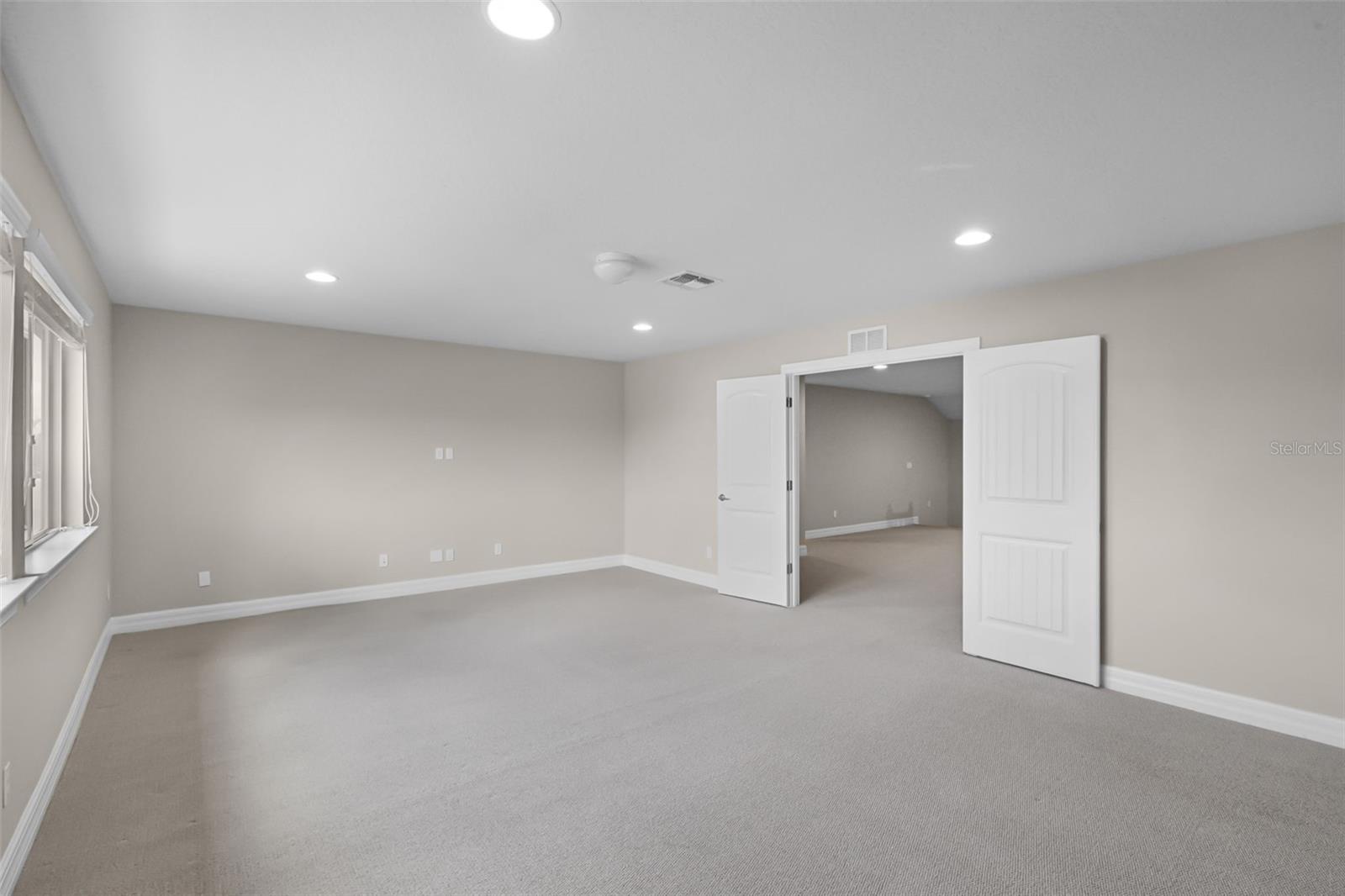 Image 40 of 70 For 5029 Hartwell Court