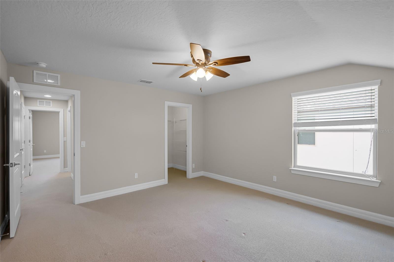 Image 42 of 70 For 5029 Hartwell Court