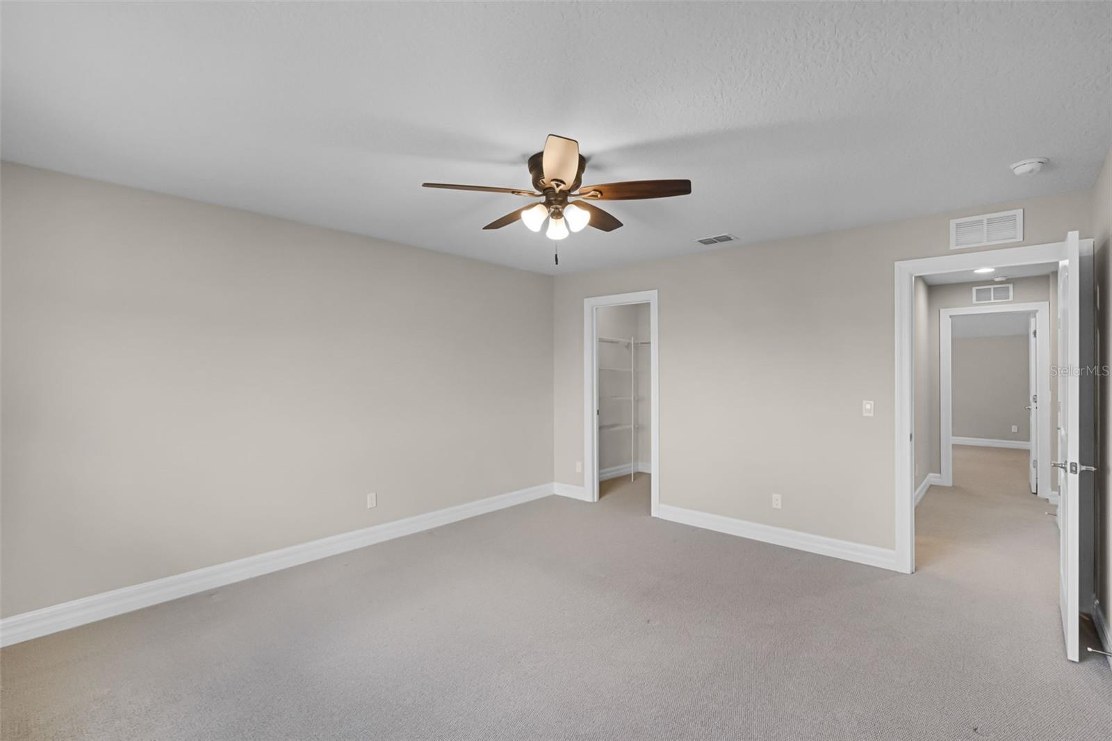 Image 46 of 70 For 5029 Hartwell Court