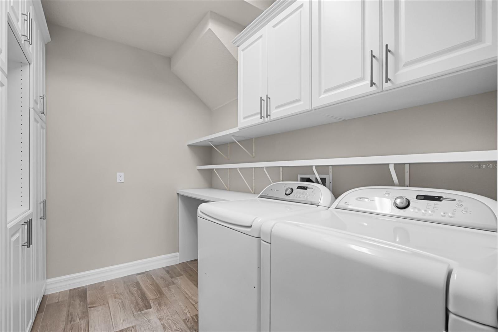 Image 48 of 70 For 5029 Hartwell Court