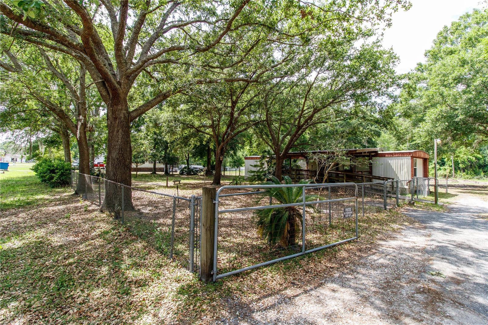 Image 20 of 27 For 26627 Brahma Dr