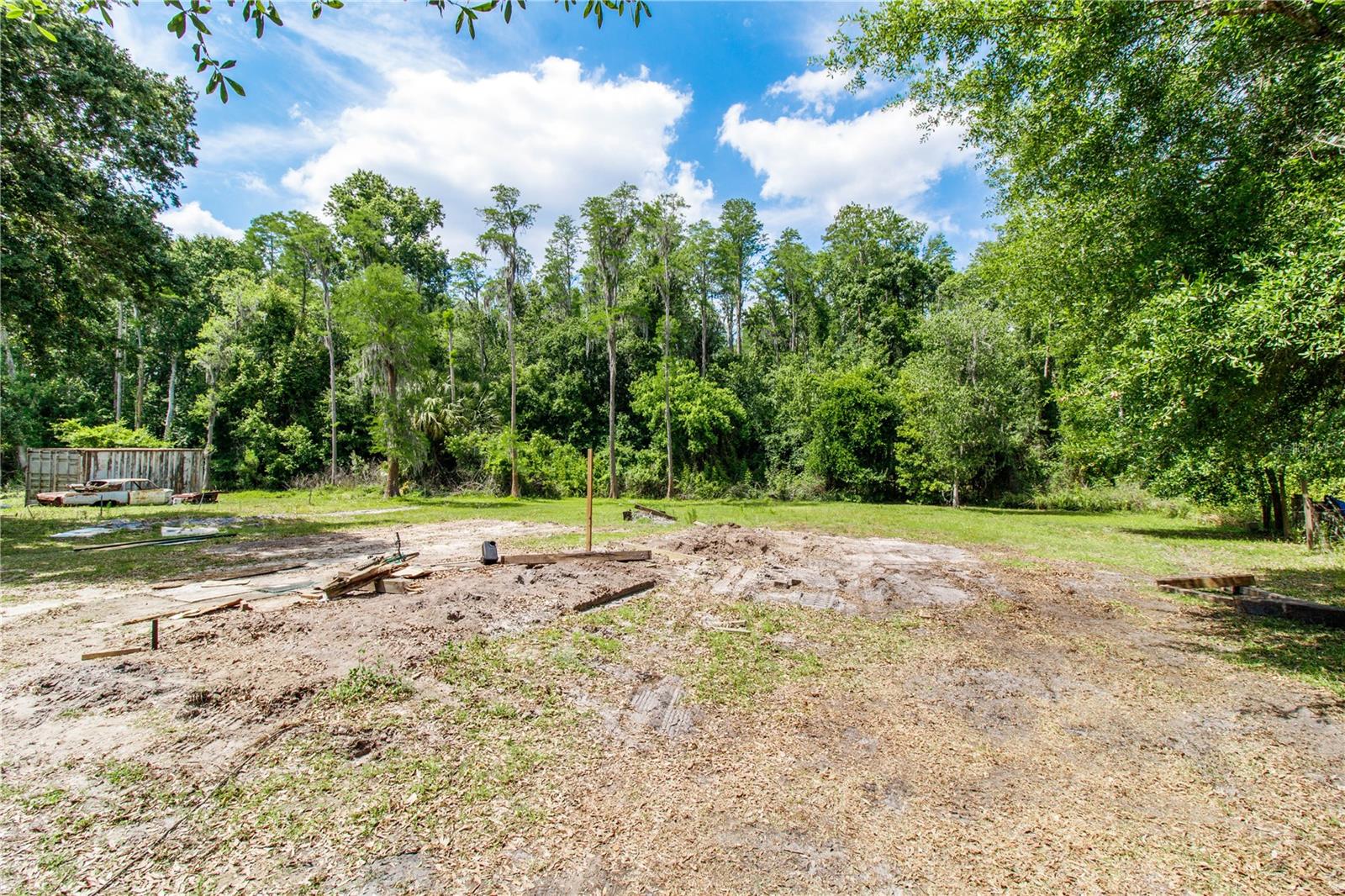 Image 4 of 27 For 26627 Brahma Dr