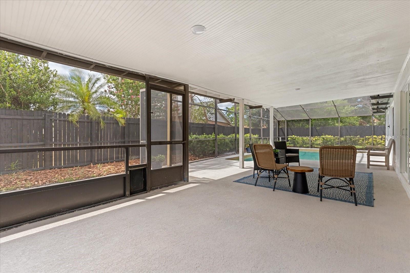 Image 26 of 34 For 1030 Huntington Court