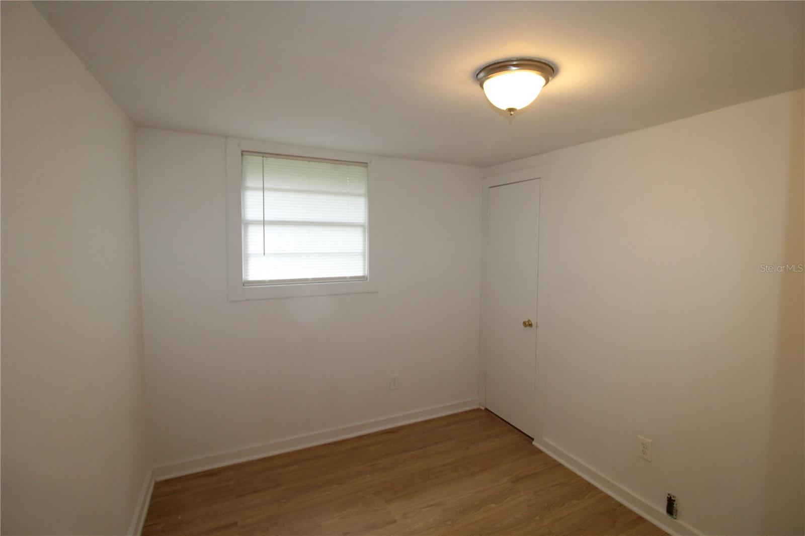 Image 13 of 17 For 16320 3rd Street