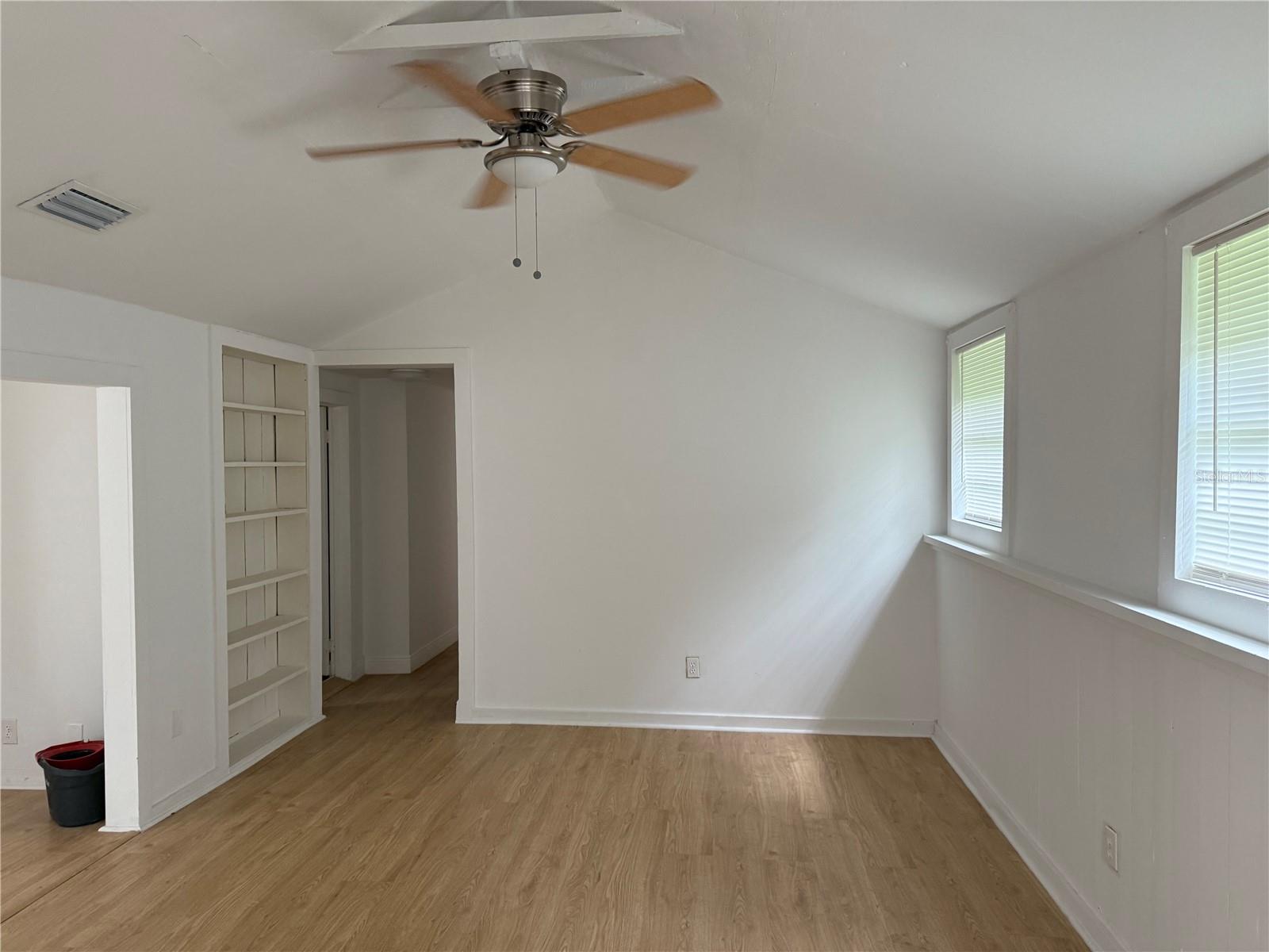Image 7 of 17 For 16320 3rd Street