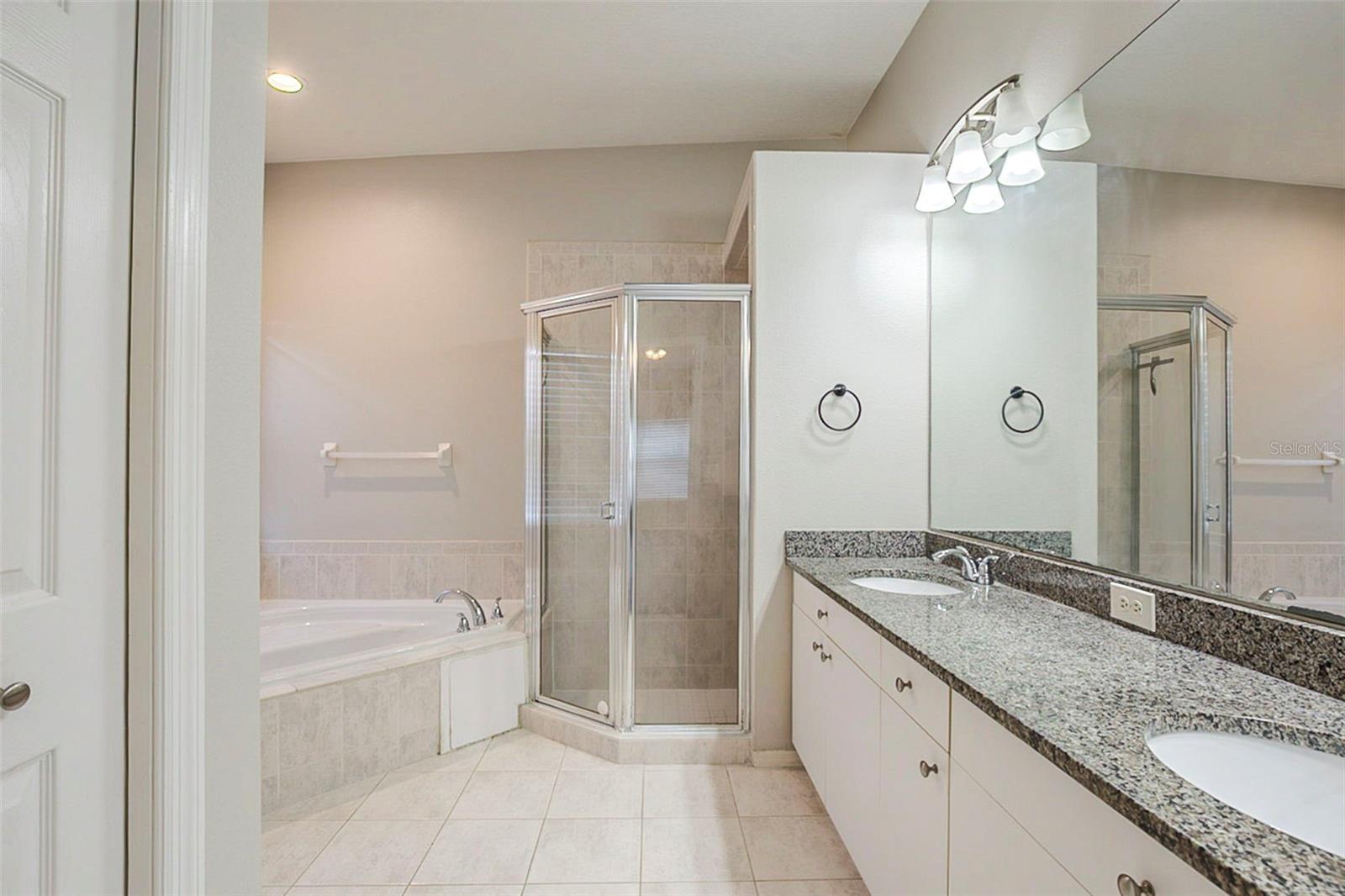 Image 23 of 47 For 8112 Maidencane Drive