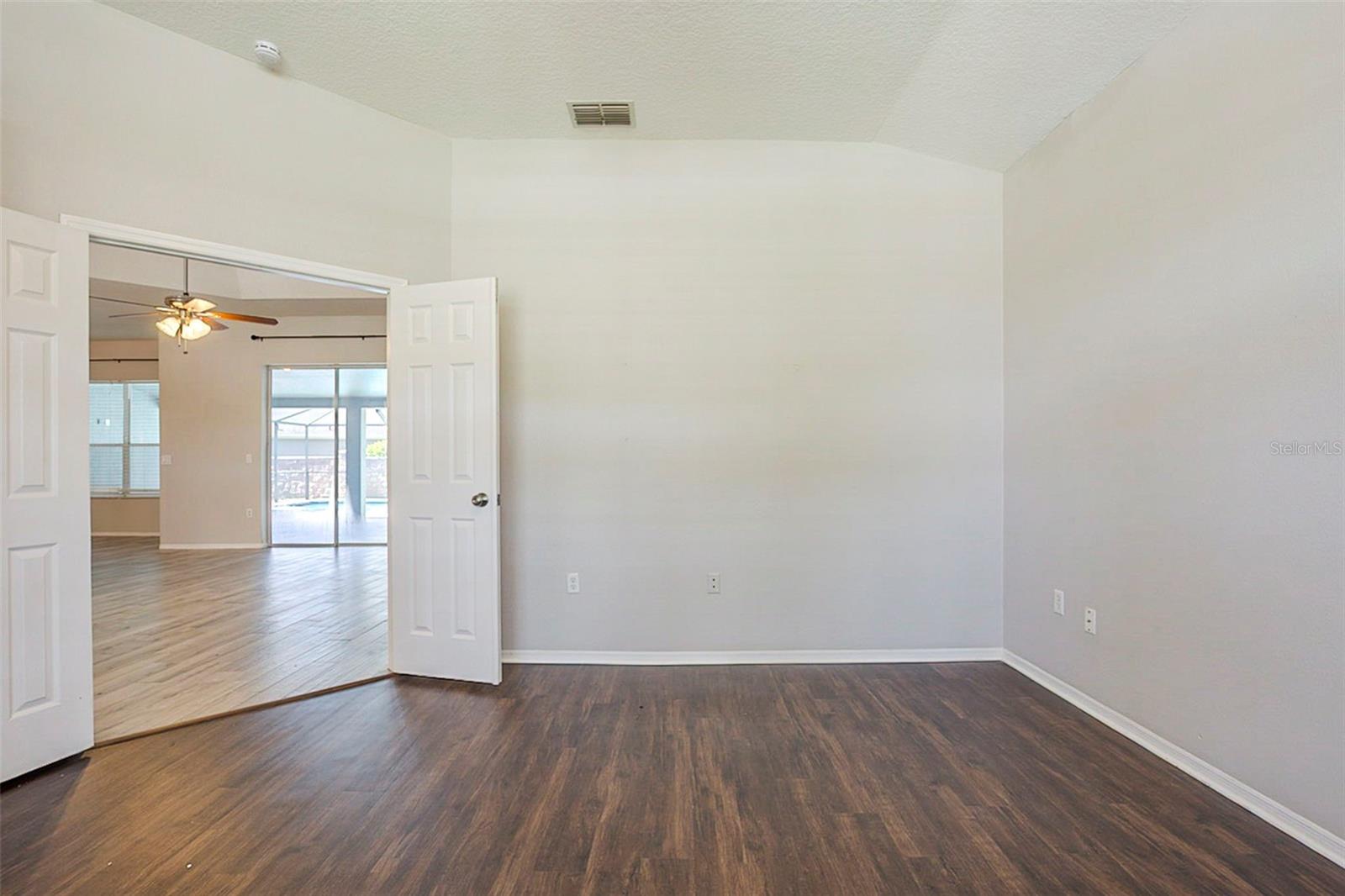 Image 29 of 47 For 8112 Maidencane Drive