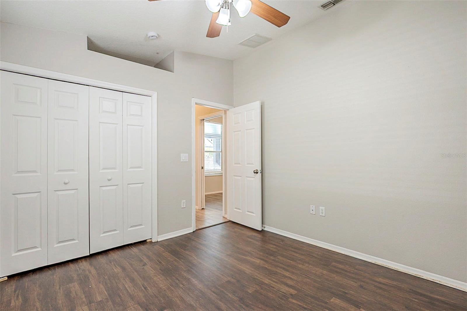 Image 32 of 47 For 8112 Maidencane Drive
